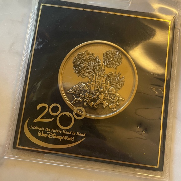 Disney bundle! - Picture 6 of 9